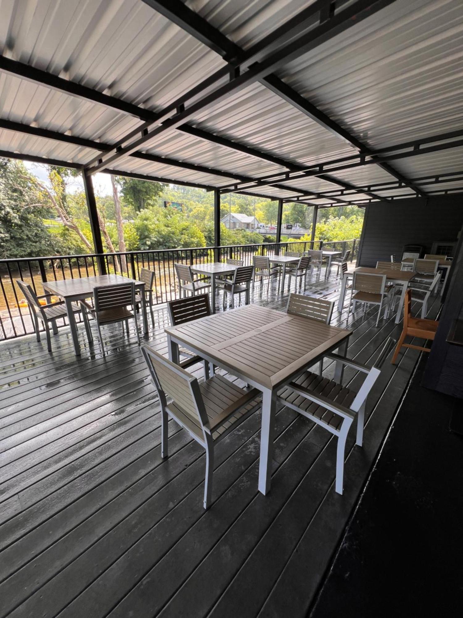 Hotel Country & By Radisson, South, Tn